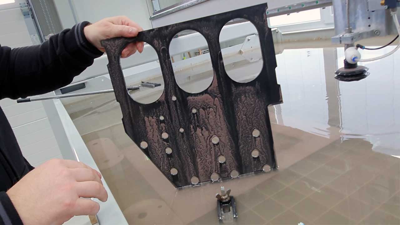 Flange plate of 6mm thick steel